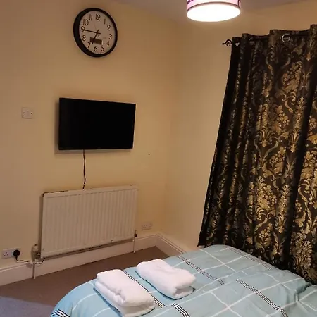 Home Homestay Leeds (West Yorkshire)